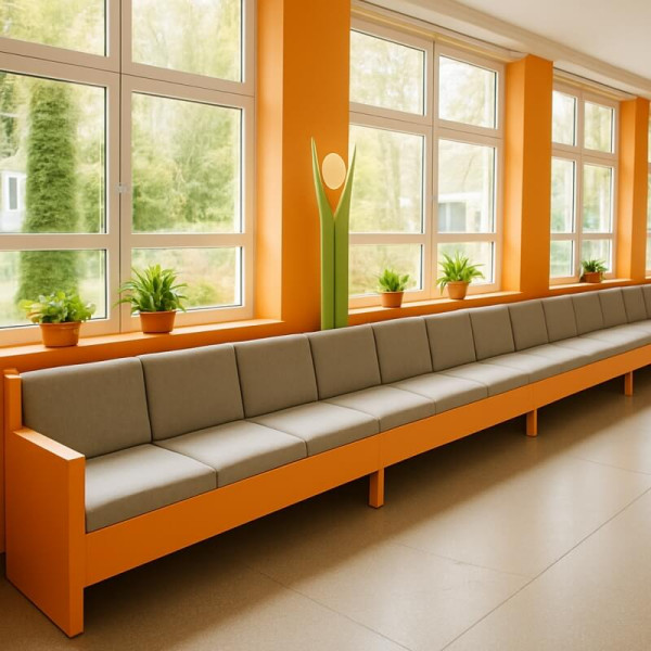 Sofa modułowa tapicerowana na korytarz do szkolnych stref relaksu